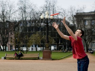 Появились первые жертвы солнца, врачи предупреждают об опасности                                 - Литва и страны Балтии
