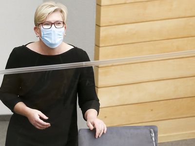 И. Шимоните: правительство не рассматривает введение чрезвычайного положения - Литва и страны Балтии