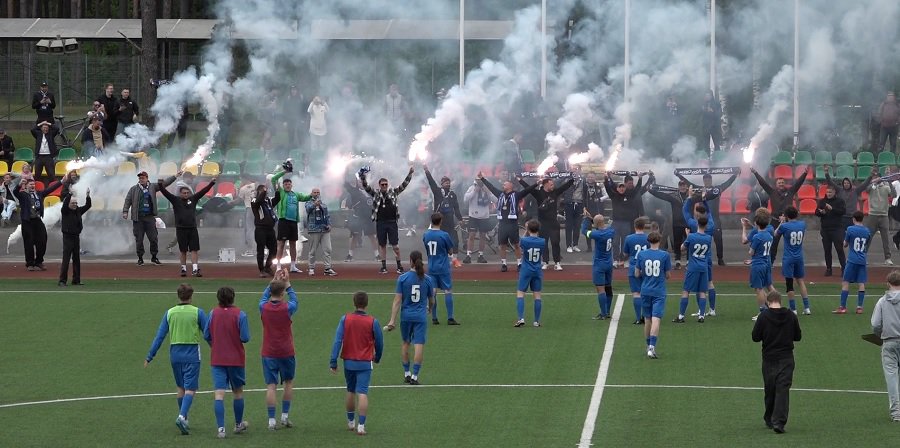 Убедительная победа FC INTERAS над командой FC DŽIUGAS "B". - В Висагинасе