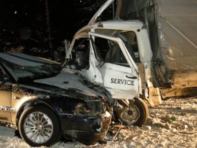 В Тельшяйском районе совершил аварию пьяный полицейский - Происшествия и криминал