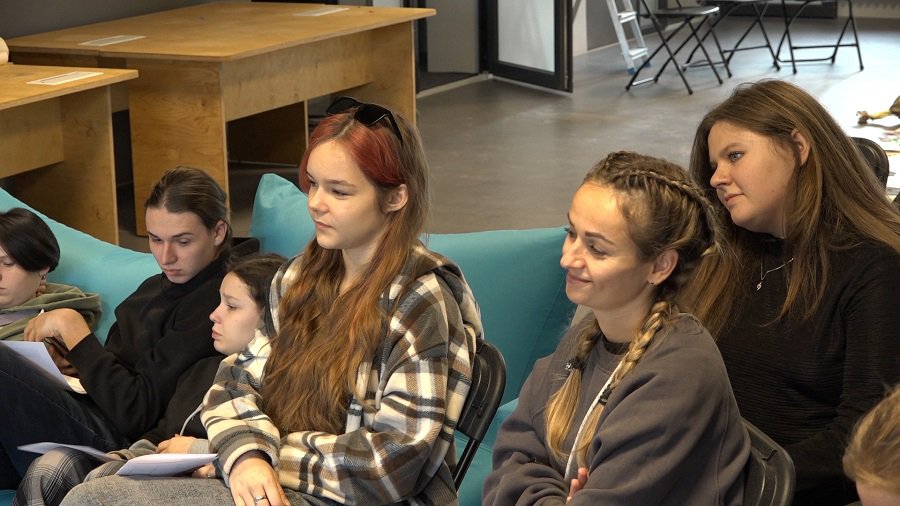 Пять дней без войны. В Висагинасе побывала делегация молодежи из Славутича (видео) - В Висагинасе