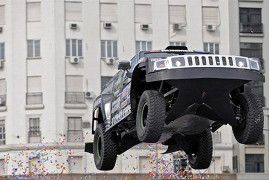 На старте «Дакара» присутствовали 300 тысяч зрителей - Культурные и спортивные мероприятия