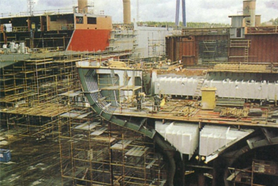 Cудостроительный завод в Турку (Финляндия) может закрыться на неопределенное время

 - В Мире