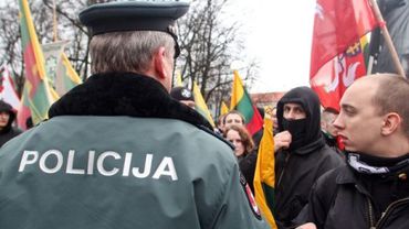Суд подтвердил запрет властей Вильнюса на проведение марша неонацистов

