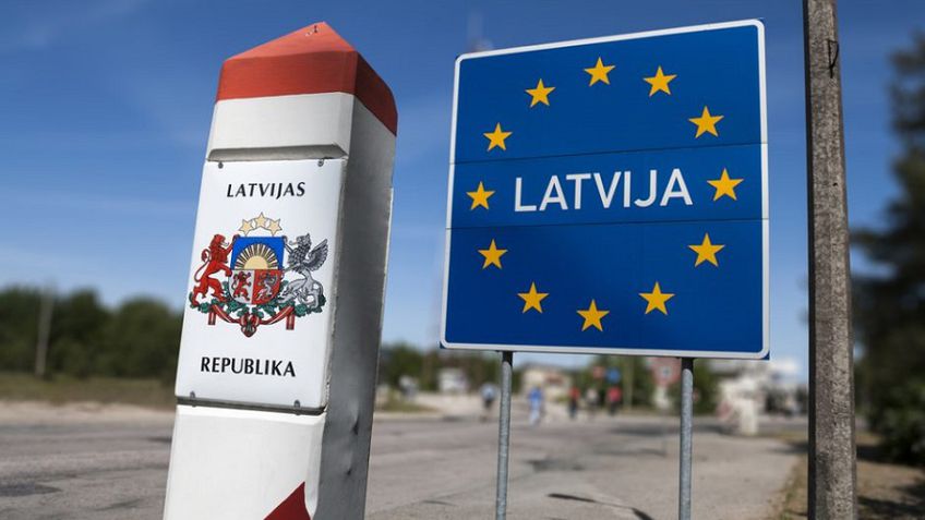 Запрет на въезд в Латвию из-за пандемии без уважительных причин продлен до 6 апреля