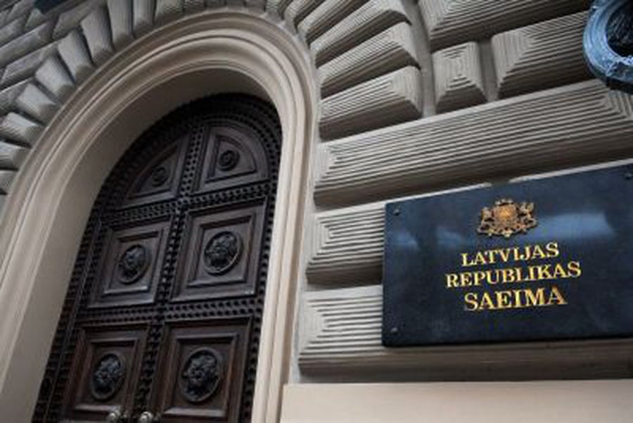 Трудные времена укрепляют позиции русских в Латвии
                                                                 - Литва и страны Балтии