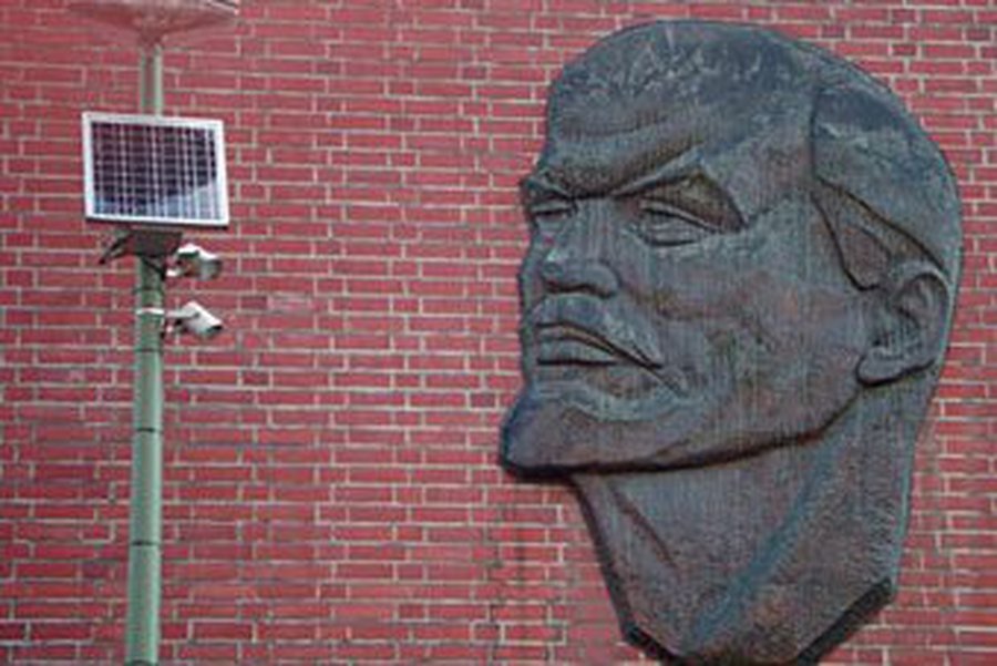 Жителю Литвы отказались простить любовь Ленина к голубям                                 - Происшествия и криминал