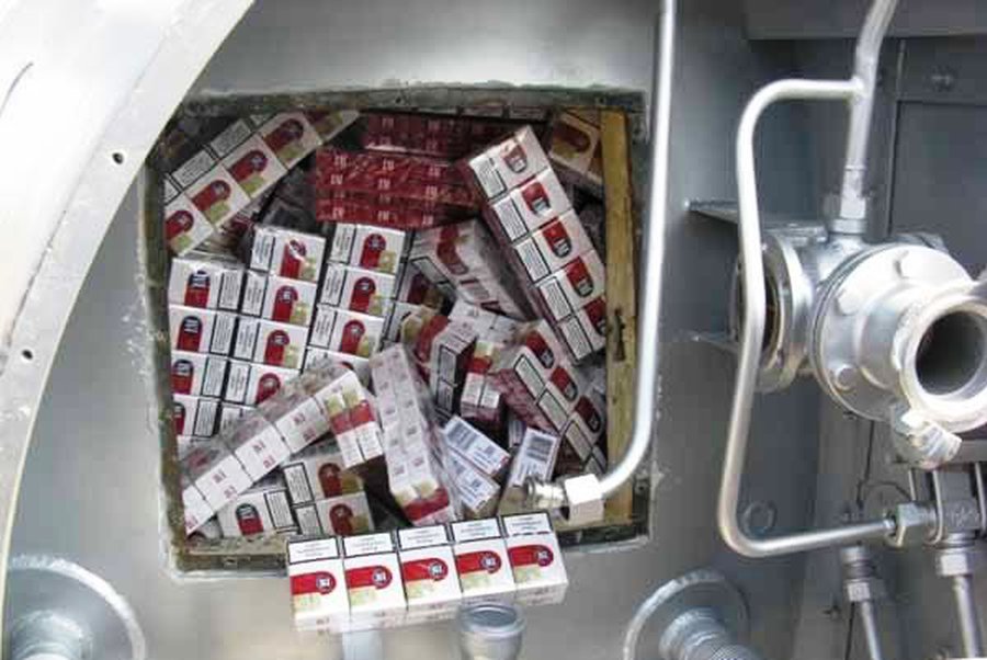 Литовцы активно занимаются реконтрабандой российских и белорусских сигарет

                                                                 - Происшествия и криминал