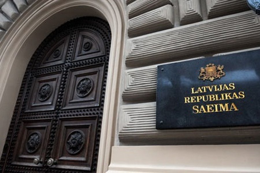 Латвия даст вид на жительство богатым инвесторам - Литва и страны Балтии