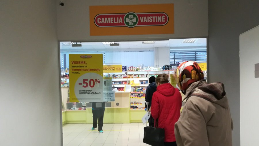 Маски можно купить в аптеках. Как приобрести маски от Красного Креста (Изменено) - В Висагинасе