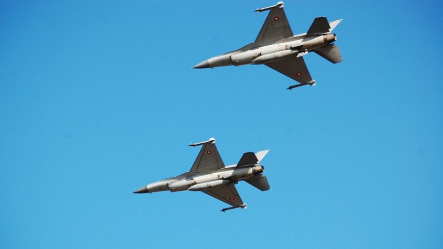 В Шяуляй прибудут истребители США, перенимающие миссию ПВО НАТО - Литва и страны Балтии