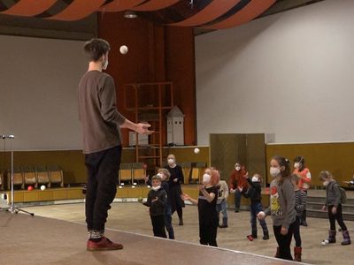 В Висагинасе завершилась творческая резиденция Каспараса Буянаускаса (видео) - В Висагинасе