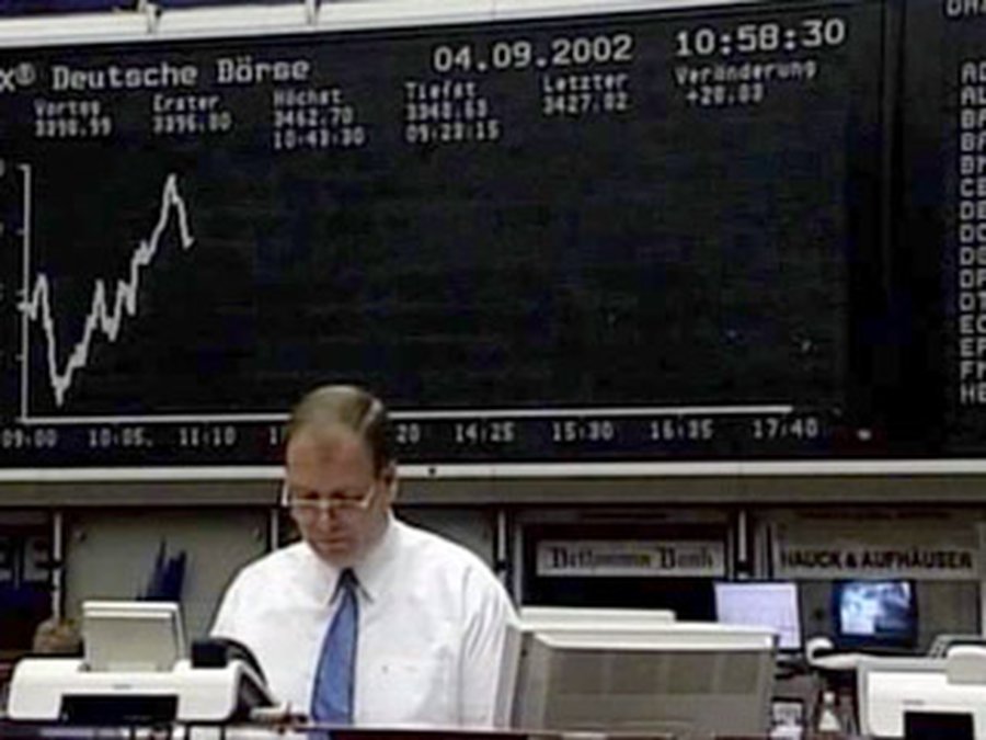 Эксперты: «страховая» функция доллара отпадет и уже в начале 2009 года он начнет ощутимо дешеветь к евро - В Мире