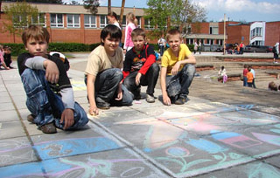 Солнце на асфальте - В Висагинасе