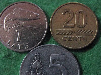 Литовский философ предложил заменить латы и литы на «балт» - Литва и страны Балтии