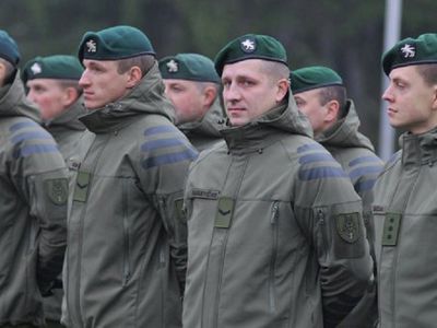 Литовские военные отправляются на Украину для участия в военной учебной операции - Литва и страны Балтии