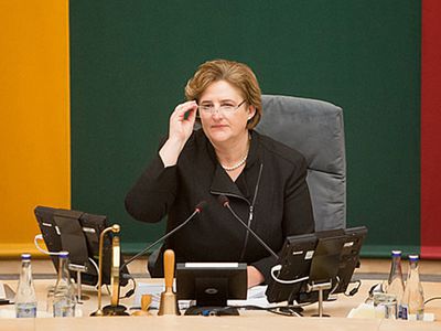 L.Graužinienė vėl juokino: neištarė kolegų pavardžių - Lietuva ir Baltijos šalys