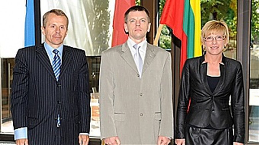 Министры финансов Балтийских стран будут стремиться ввести евро - Литва и страны Балтии