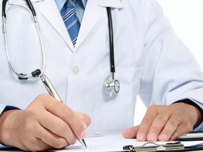 Предупреждение пациентам – за цветы и конфеты врачу может последовать немалый штраф - В Висагинасе