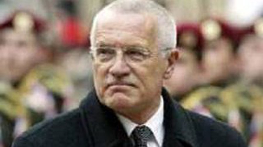 Литва в шоке от заявления чешского президента - Литва и страны Балтии