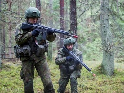 В Пабраде - учения противотанковых подразделений "Охотник" - Литва и страны Балтии