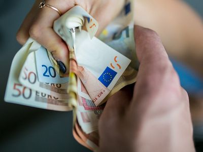 Из-за поддельных товаров экономика Латвии ежегодно теряет 141 млн евро - Литва и страны Балтии