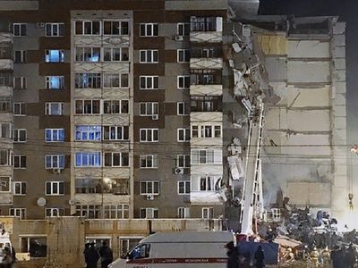 Жители частично разрушенного в Ижевске дома рассказали о произошедшем - В Мире