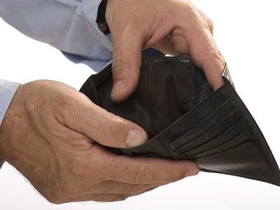 В хозяйственном секторе Литвы — уменьшение зарплаты - Литва и страны Балтии