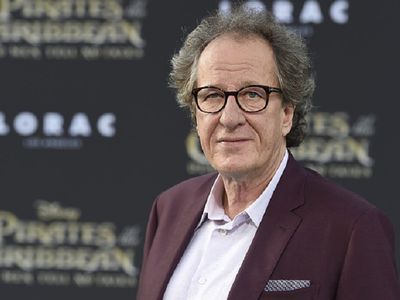 Актер Джеффри Раш со скандалом оставил пост президента Австралийской киноакадемии - Кино и искусство