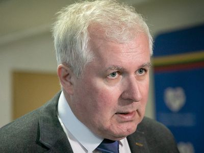 О ситуации в Беларуси: происходит двустороннее движение военной техники - Литва и страны Балтии