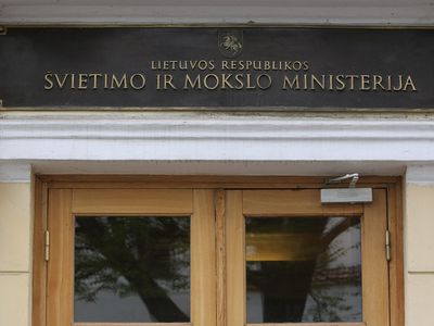 Профсоюзы педагогов сядут за стол переговоров с новым министром А. Монкявичюсом - Литва и страны Балтии