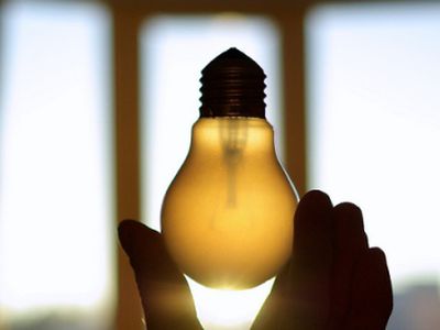 Panaudotas lemputes mesime į specialias talpyklas - Lietuva ir Baltijos šalys