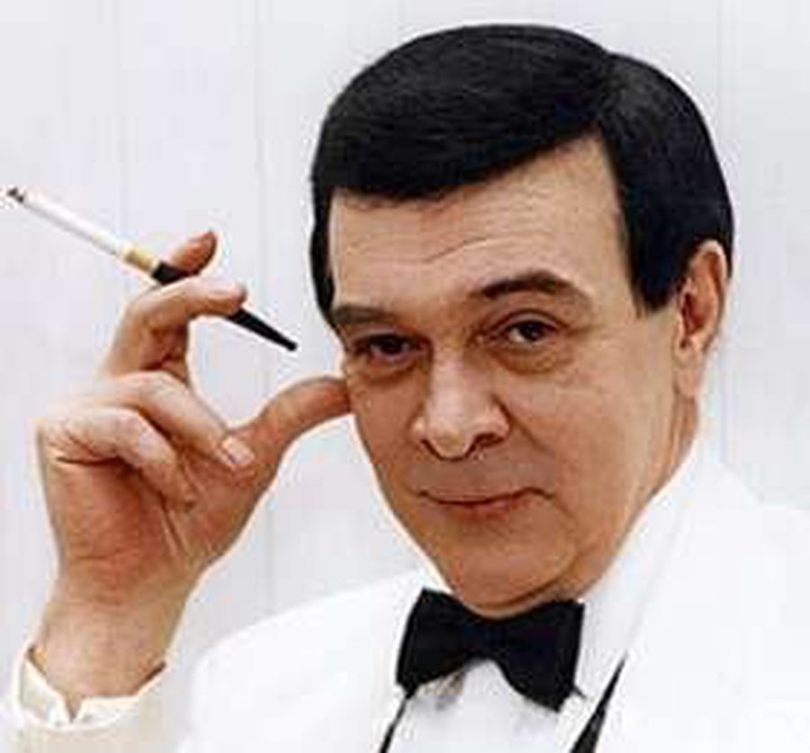 Прощание с великим певцом
 - Культурные и спортивные мероприятия