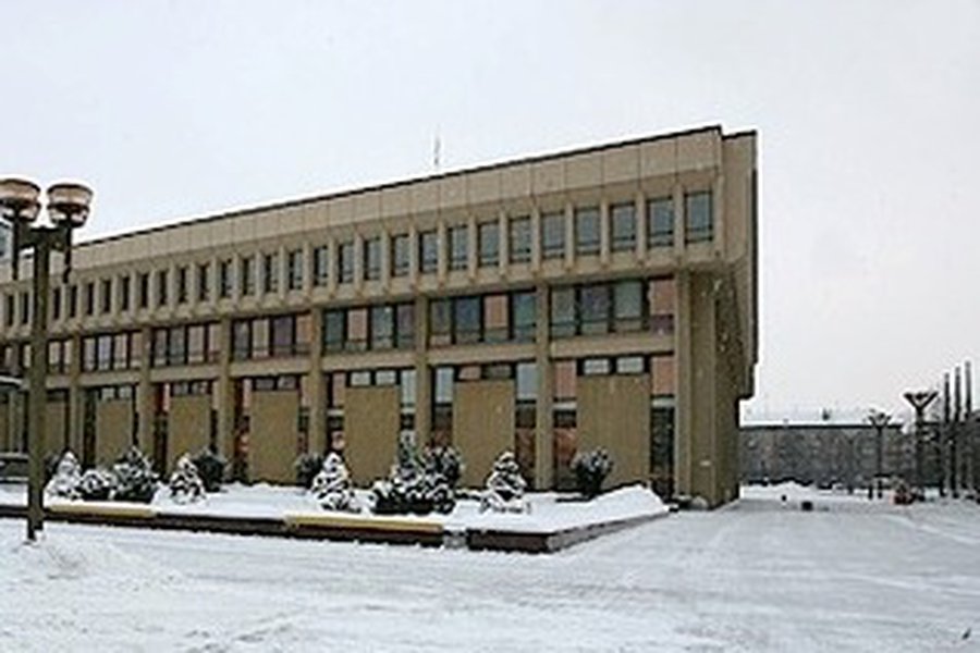 Авария в городской теплотрассе превратила Сейм Литвы в холодильник

                                                                 - Литва и страны Балтии