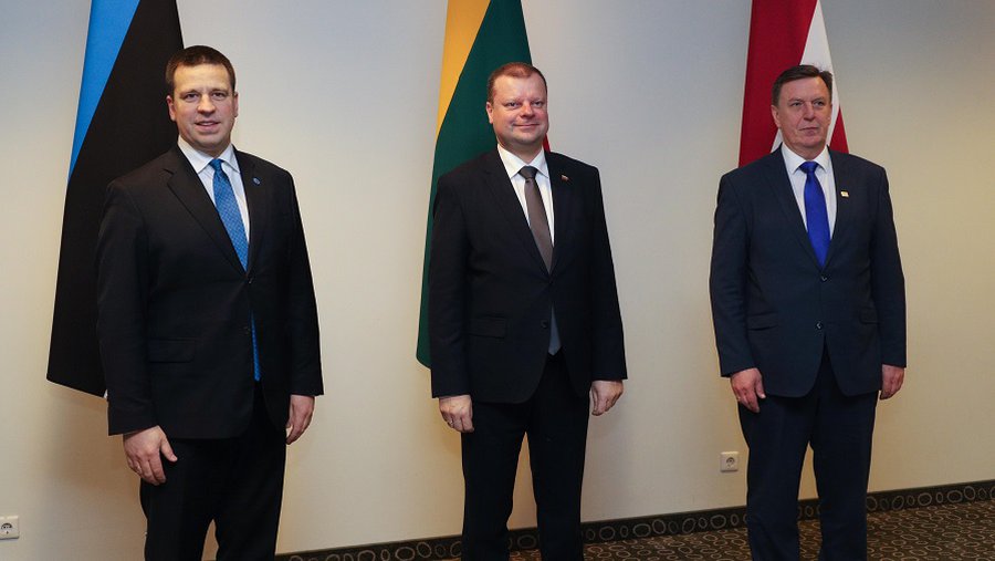 Страны Балтии договорились жить по единому поясному времени - Литва и страны Балтии