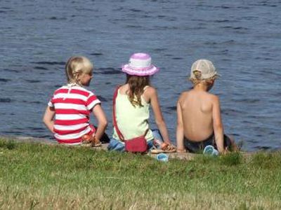 Saugokime vaikus nuo saulės - Lietuva ir Baltijos šalys