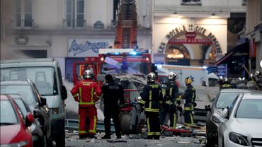 В результате взрыва в центре Париже пострадали более 20 человек