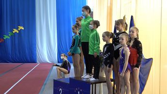 В Висагинасе состоялся 40-й чемпионат по спортивной акробатике Литвы (видео)