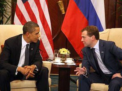 Инопресса: с помощью нового СНВ Обама укрепит позиции, а Россия лишь сэкономит на ракетах - В Мире