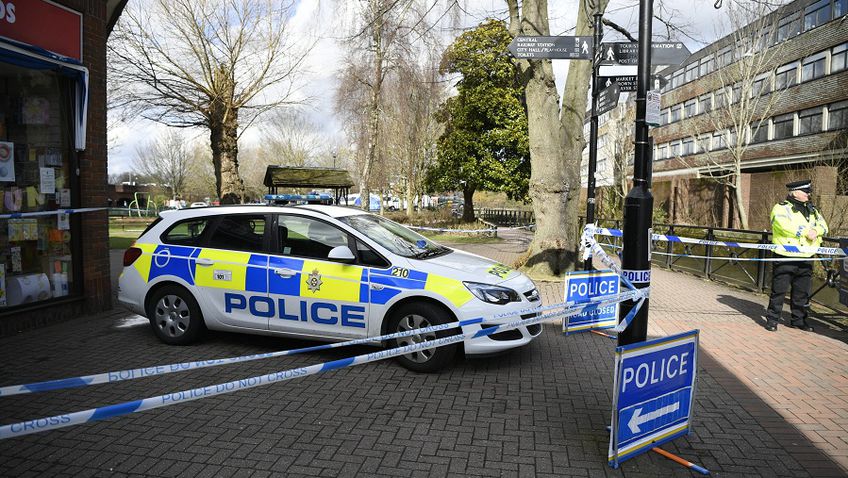 Didžiosios Britanijos policija nemano, kad Solsberyje sunegalavusi pora apsinuodijo nervus paralyžiuojančia medžiaga „Novičiok“