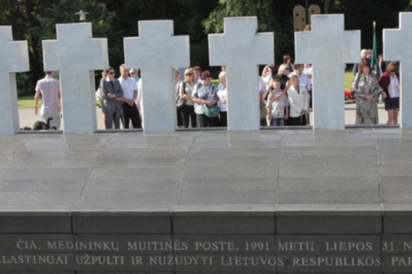 Teismas leido suimti Medininkų bylos įtariamuosius                