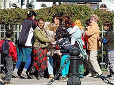 Франция выселит из страны 700 цыган - В Мире