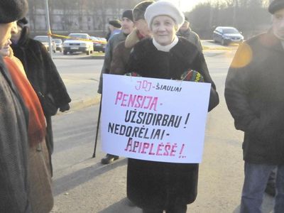 Правительство рассчитается с пенсионерами и судьями за счет продажи госимущества - Литва и страны Балтии