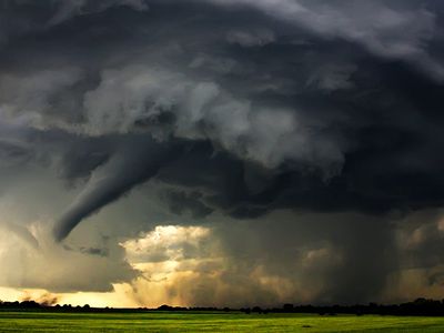 США: число жертв торнадо возросло до девяти - В Мире