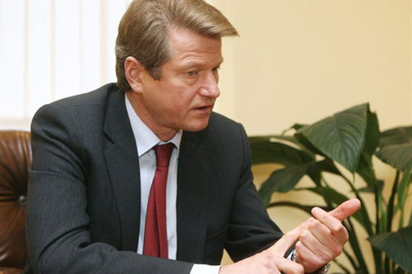 Экс-президент Литвы Паксас намерен вновь претендовать на высшие посты