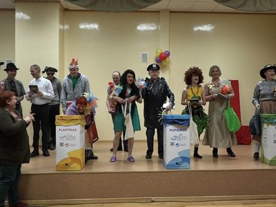 Шоу "Протест пластику" в Висагинском доме социальной опеки (Видео) - В Висагинасе