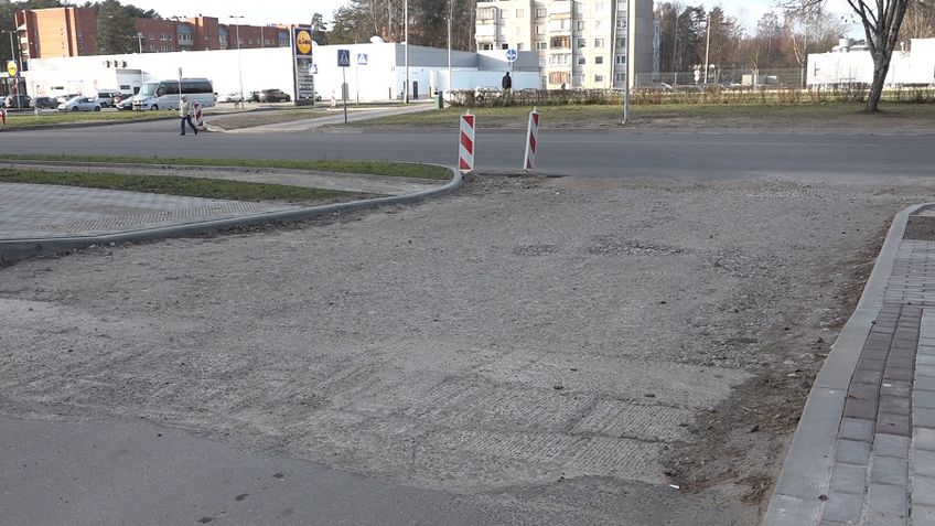 Вы спрашивали. Когда заделают ямы на дороге по ул. Ветерану? (видео)