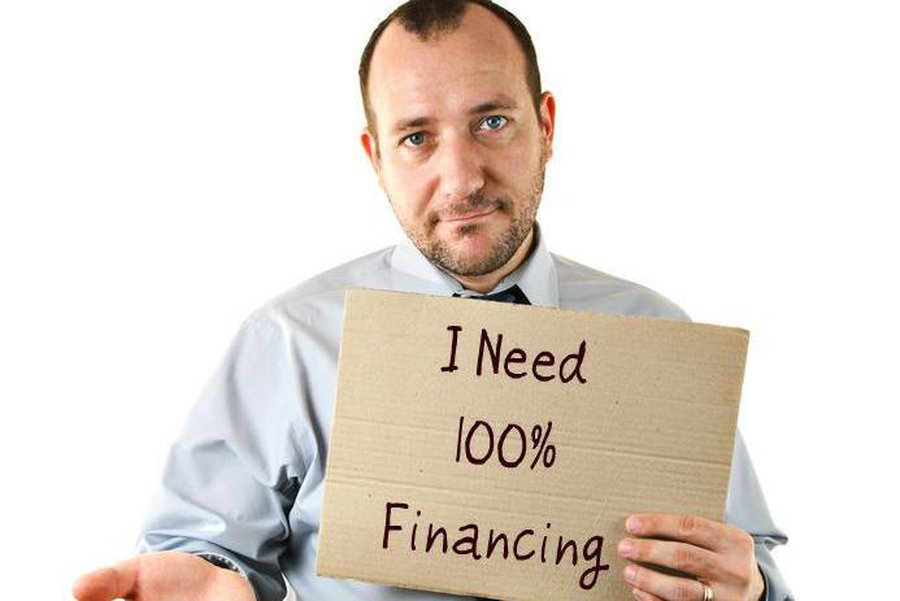 Более половины финнов поддерживают запрет на попрошайничество —  итоги опроса - В Мире