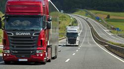 «СТОП разрушению дорог»: в Литве усилят контроль перегруженного транспорта