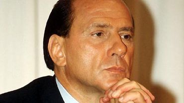 Берлускони обещает истребить итальянскую мафию к 2013 году